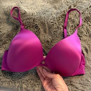 Victoria's Secret Fuchsia Bra